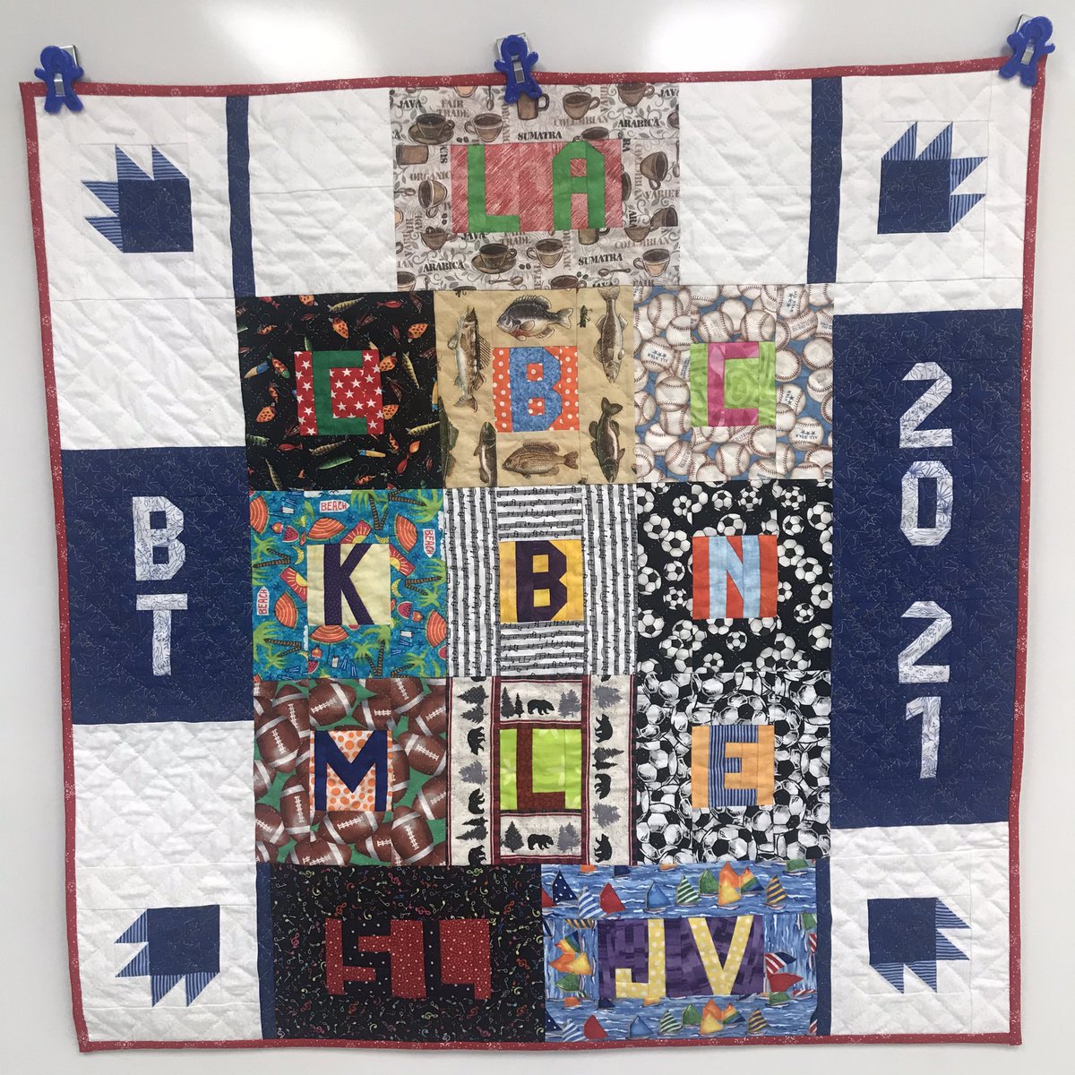 MrsAyresClass's tweet photo. Mrs. Von Jaglinsky sewed this beautiful quilt to help our class remember how we all came together during this challenging year.  It’s an amazing work of art.  She even added a bear claw at each corner! 💙 #beartavernpride https://t.co/5LMFvGPpgJ