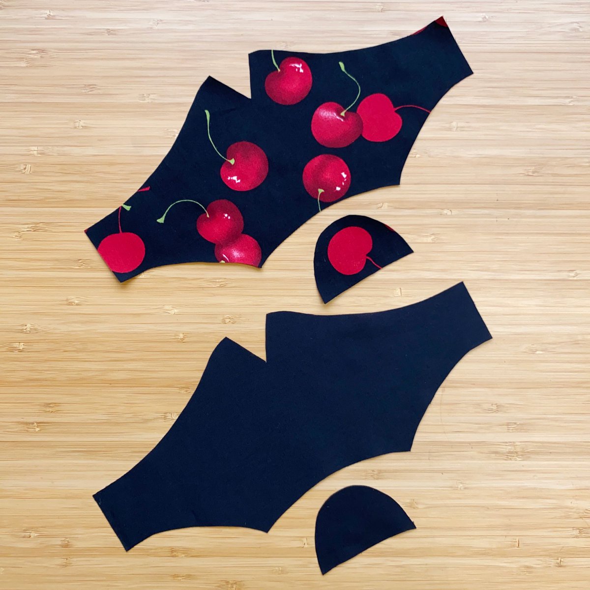 makeacorset tweet picture