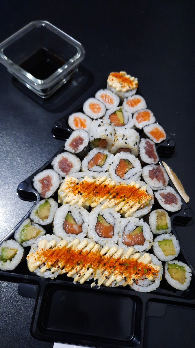 El árbol de Navidad que me merezco 😂😂😂