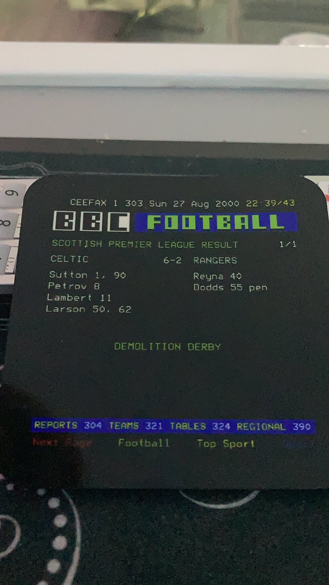 GazIrish's tweet photo. @chris_sutton73 bet you remember this day well big man. When your best mate buys you a  few beer mats for your bar 💚💚HH https://t.co/1rluTRnPg5