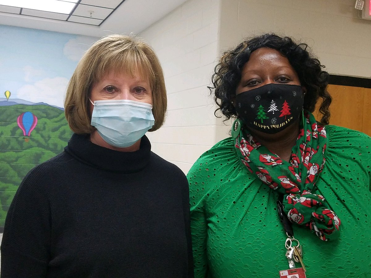 Happy last day of school <a href="/DebraRBentley/">Debra Bentley, Ed.D.</a>  We’ve shared alot of experiences over the last 14 years! Thank you for helping me grow as a teacher and administrator! Enjoy every second of retirement ❣️