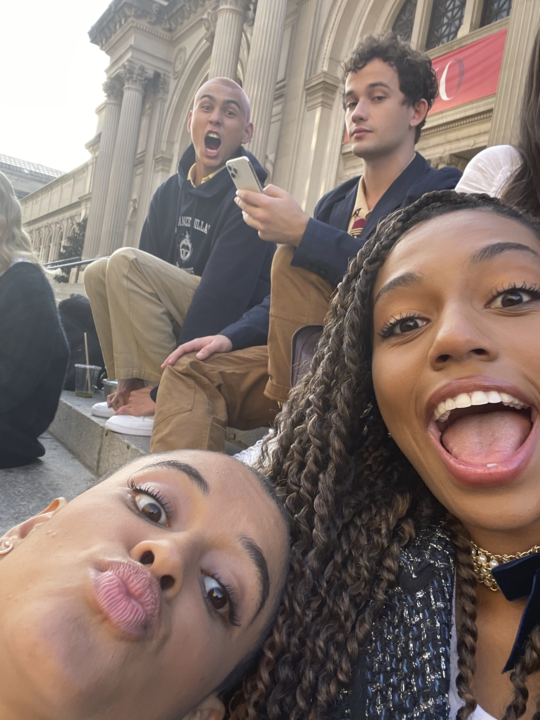 gossipgirl's tweet photo. XOXO, Gossip Girl https://t.co/c4J3ylOEOg