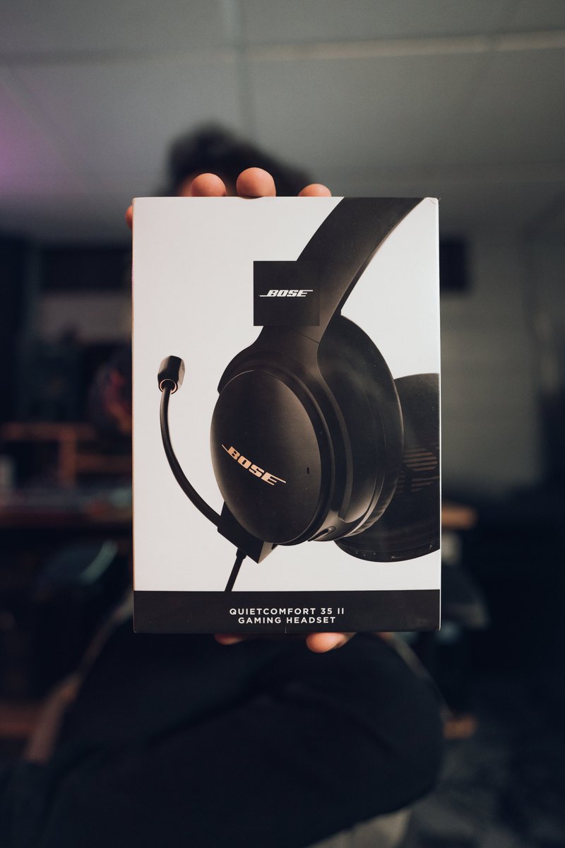 xdetune's tweet photo. Stoked to announce our winner of the Bose QC35 II Gaming Headset is the wonderful @RhenegadeG !

Partnering with Bose has been such a good experience, and I'm stoked to give away this headset just in time for the holidays! 

Thanks again 💜#bosepartner #teambose @Bose https://t.co/vBK6vQTMM9