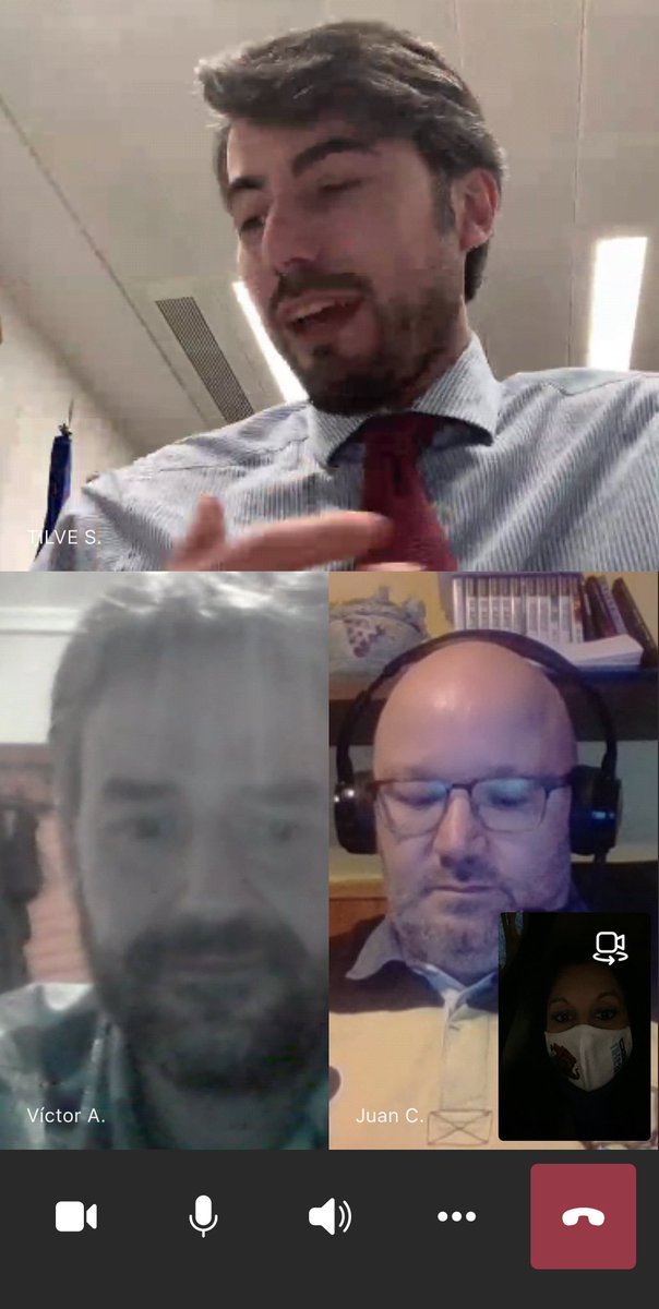 acocam2020's tweet photo. Seguimos luchando y avanzando. No queremos más centros cerrados. Gracias @RodrigoTilveS Viceconsejero de economía, por recibirnos, escucharnos y tratar de aportar soluciones. Y gracias a @IdiazAyuso y su equipo por demostrarnos que la pequeña empresa importa. #acocam #acocam2020 https://t.co/RorBfaPkWH