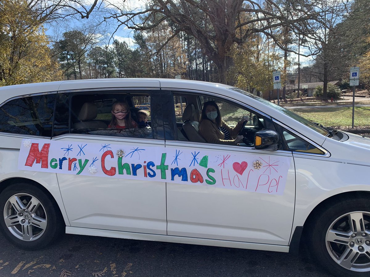 The first grade team loved getting to spread some holiday cheer to our virtual students! Seeing their sweet faces was PRICELESS!❤️<a href="/BaucomPTA/">Baucom PTA</a> <a href="/baucomes/">Baucom Elementary School</a> <a href="/PrincipalBrian/">Brian Saunders</a> @MsLoCasale_1st