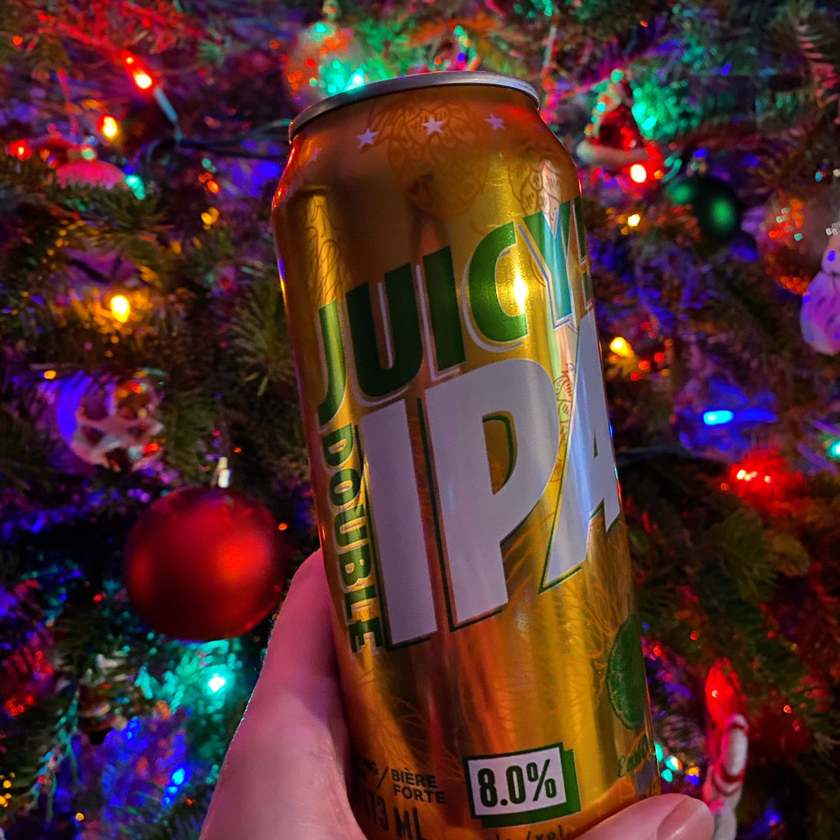 EricaJoanP's tweet photo. Friday night drink of choice! Juicy Double IPA by @GarrisonBrewing picked up at the @oxfordtaproom to kick off the Holiday Break! https://t.co/tjciHw5lT0