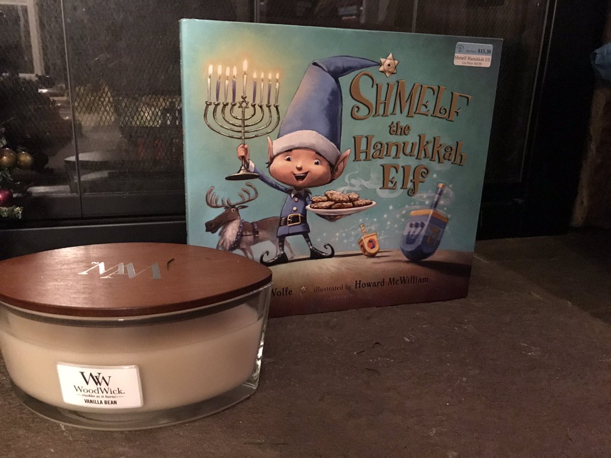 CynthiaSchwind's tweet photo. 🎉🎉FridayNightRaffle 🎉🎉Follow indie bookshop @DogEaredBookNY & Retweet by 6pm 12/19 for a chance to win #ShmelftheHanukkahElf by #GregWolfe & #HowardMcWilliam ⭐️💚⭐️💚⭐️💚⭐️💚⭐️💚⭐️💚⭐️💚@BloomsburyPub #FridayNightRaffle https://t.co/Rgb5sp0oYl