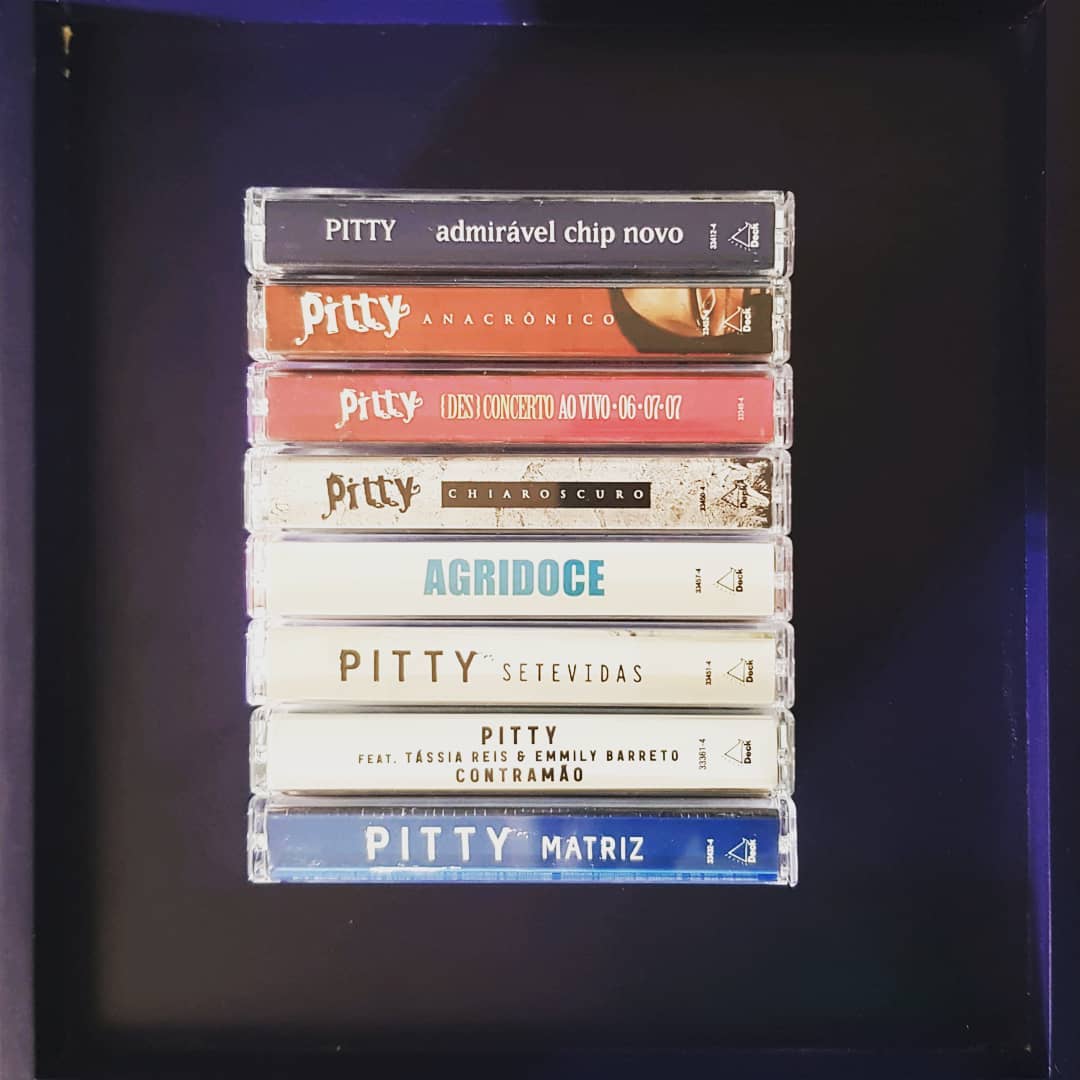 polysom's tweet photo. Olha essa coleção sensacional do @brunomist só com os cassetes da @pitty 😲
Maravilhoso, né?
Mandem suas coleções pra gente!
Postem marcando a gente na foto e incluindo a hashtag #polysom!

Foto: @brunomist https://t.co/oZWc0nyTZ3
