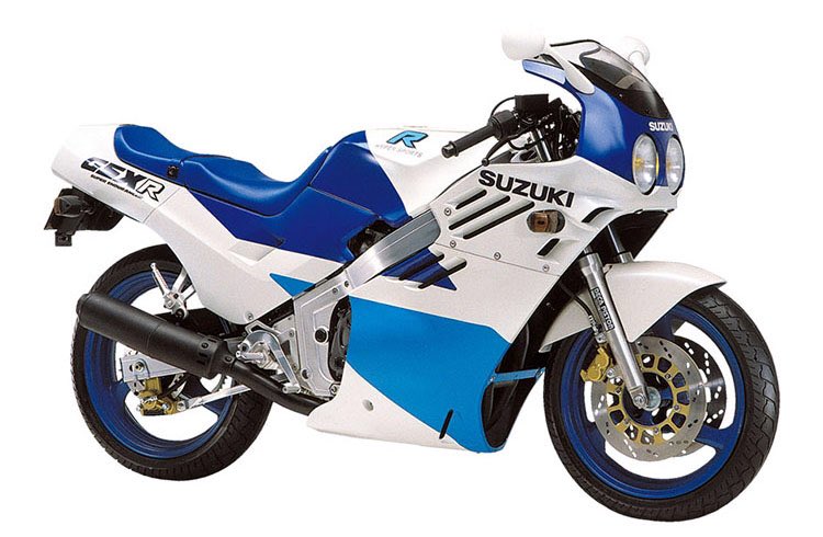 スズキ GSX-R400 GK71F後期(1987年)の解説❗️ イエローバルブの丸形の