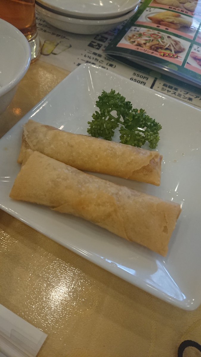 沙羅双樹 横浜中華街 七福にて昼飯 単品ランチじゃ面白くないので点心 飲茶食べ放題コース 海鮮春巻 水餃子 小籠包 美味い 沙羅双樹 横浜中華街 七福にて昼飯 単品ランチじゃ面白くないので点心 飲茶食べ放題コース 海鮮春巻 水餃子 小籠包 美味い