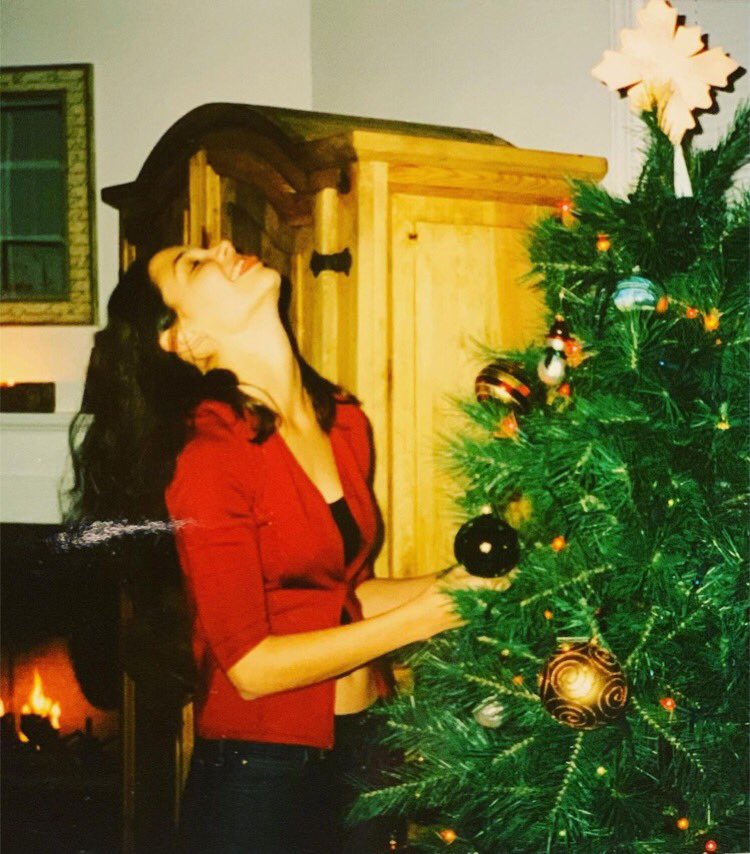 Happy Birthday, Katie Holmes! 
Repost from   Thank you !     