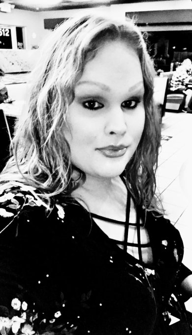 🌲🌲💕💕 https://t.co/M4oVLk4i0e<a href="/tag/newprofilepic"class="tags"><span>#newprofilepic</span></a>