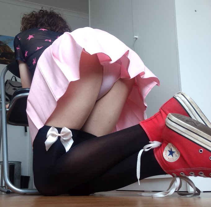 POV: I wait for you to finish jacking off so we can go clubbing https://t.co/TF7csBnOol