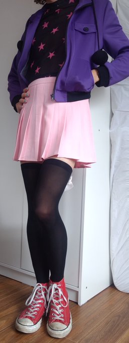 POV: I wait for you to finish jacking off so we can go clubbing https://t.co/TF7csBnOol