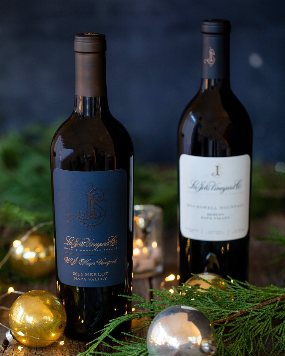 Make it extra merry with our mountain-grown Merlot. Pairs perfectly with timeless family traditions and classic holiday roasts.🍷 lajotavineyardco.com/wines