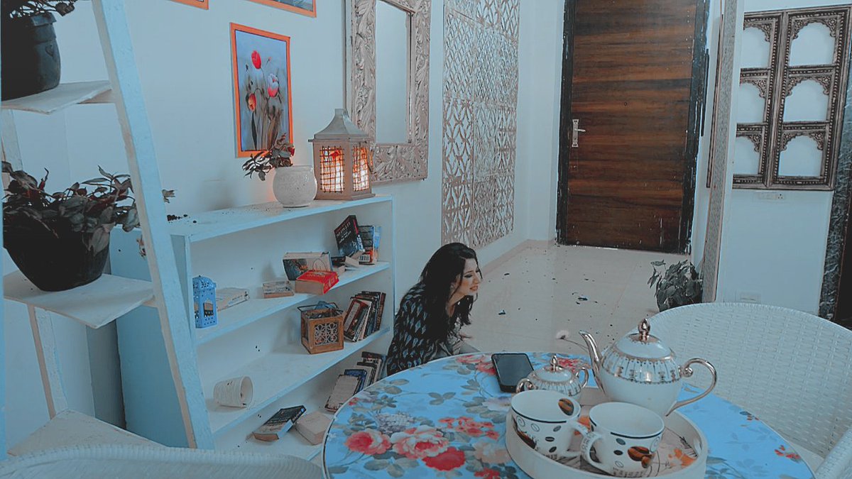 _mnzee's tweet photo. Ridhima's break down was Amazing! scared the crap out of me. Her delusional world came crashing down. Very well written, directed and acted. #VrushikaMehta was FAB! 

#YRKKH #YehRishtaKyaKehlataHai https://t.co/QjCzQhKXoj
