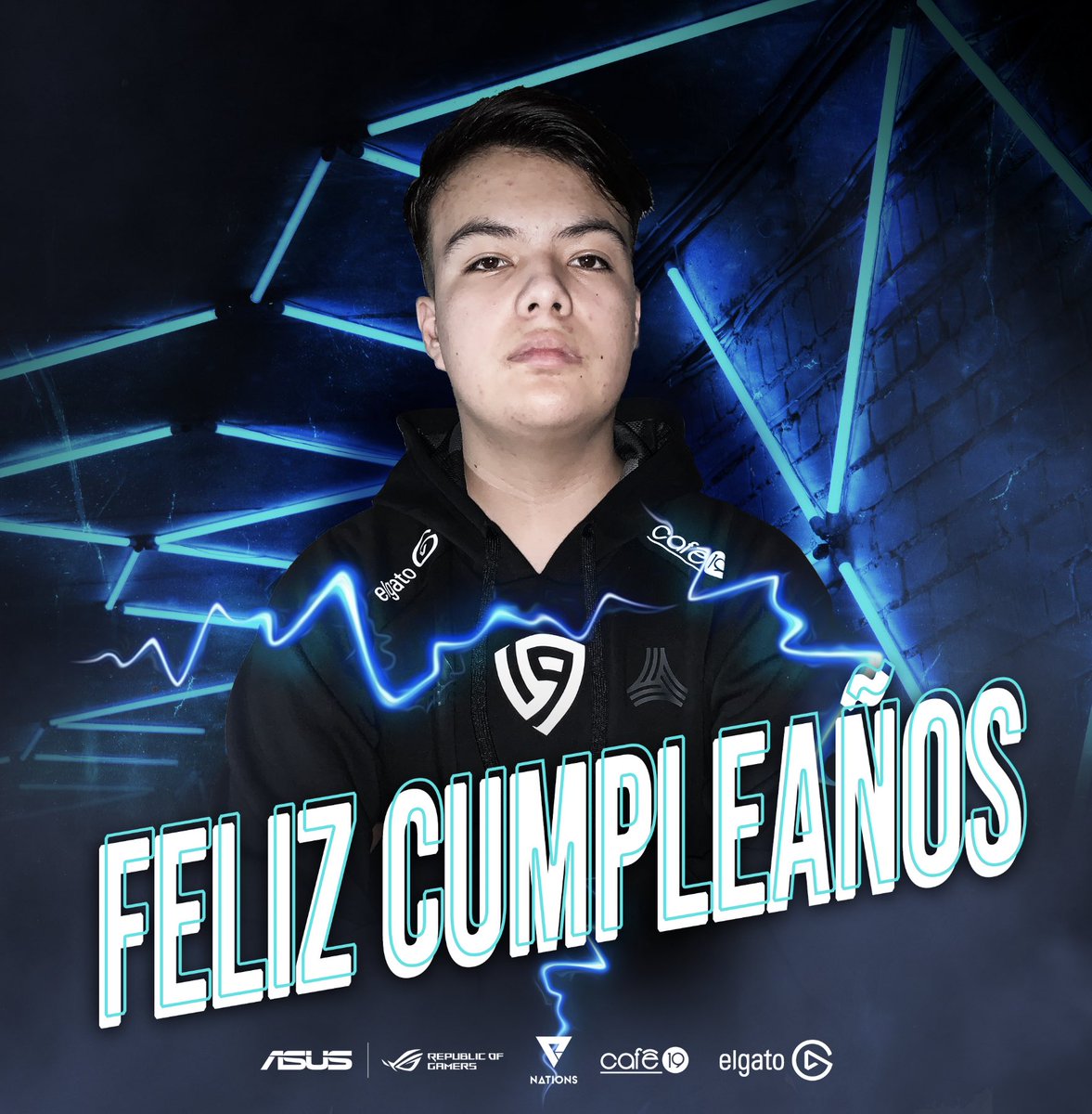 ¡Feliz cumpleaños, pana @fraanggs!🥳 Amos a bailar por tus 17 aquella cumbia🎶

Toda la banda 19era te desea lo mejor de lo mejor, mucha salu’ y mucho mucho nivel 🔝 ¡Síguela rompiendo, tqm!💙

#Somos19🔵 #ALaCima