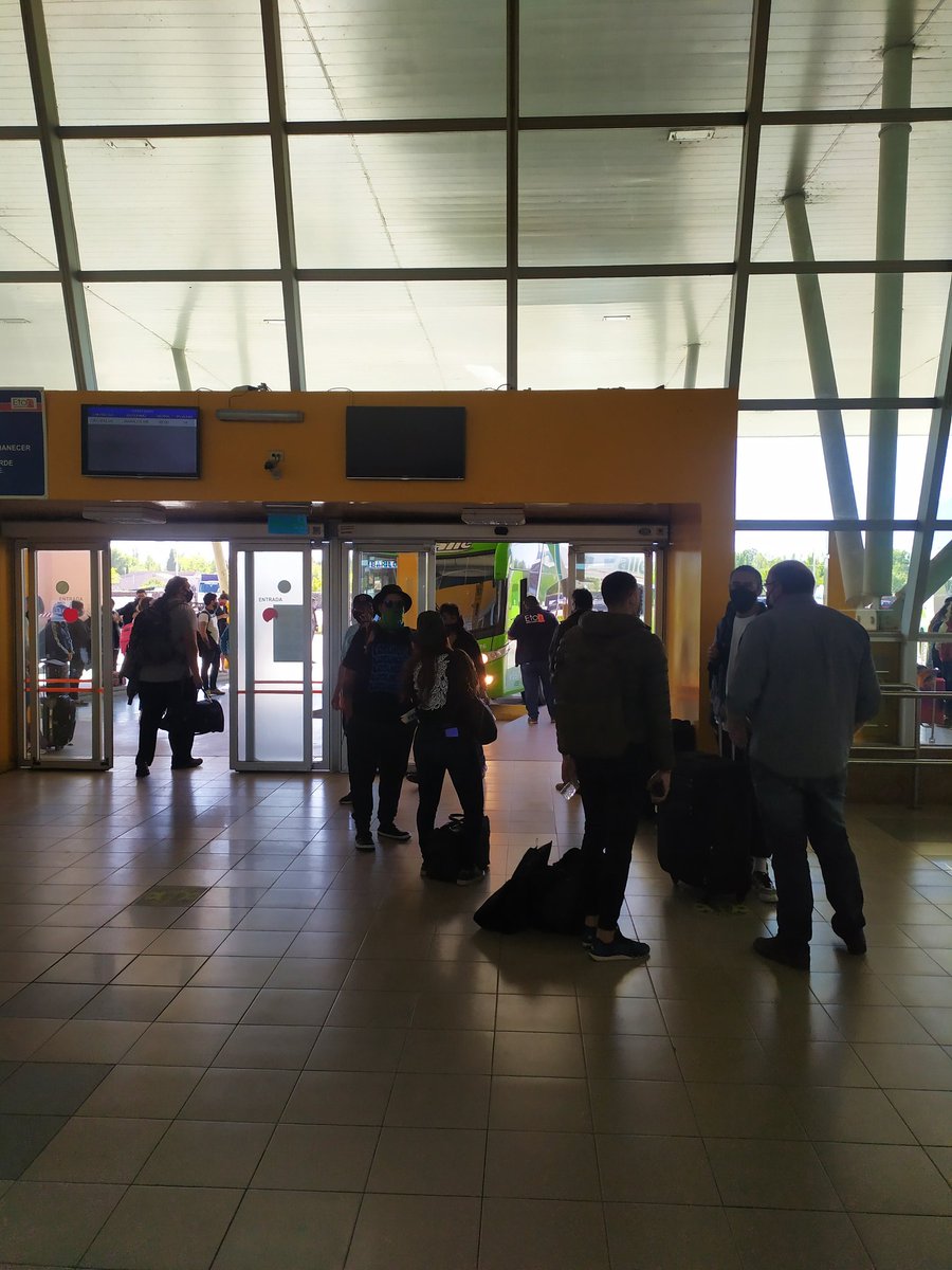 Con protocolos, cuidandonos entre todos, tu viaje empieza con nosotros...