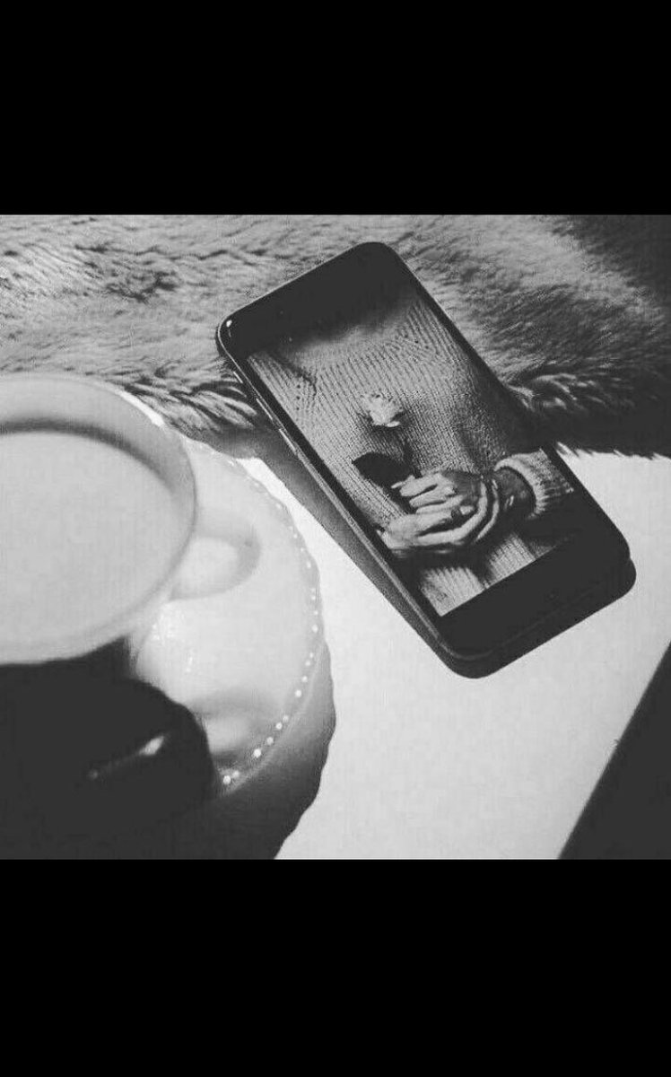 " لا شيء حقيقي سوى الرسائل التي نحذفها قبل الإرسال ..