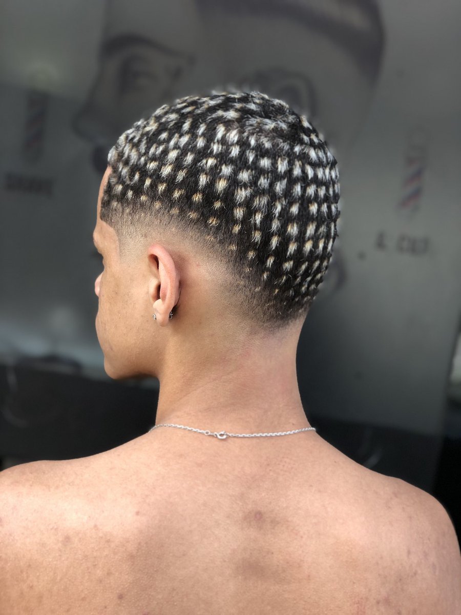 Branco ou Reflexo alinhado?
#RT COM A SUA RESPOSTA 🙏🏾🙏🏾🚀