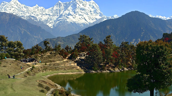 #Chopta is small but significant region in #Uttarakhand. The place is covered with alpine and grassy meadows and forests and is suurounded by many mighty mountain peaks that create a breathtaking backdrop. Chopta is also a base for #trekking to #Tungnath, one of the Panch Kedar.