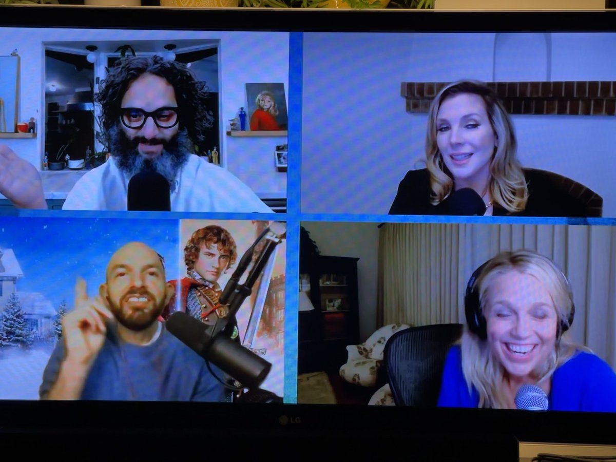 AlexisGentry's tweet image. Yay for another @HDTGM live show! #HowDidThisGetMade #HDTGMLive