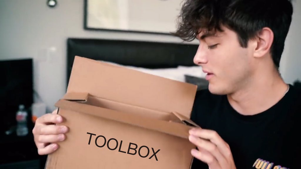 thor got his hammer from griffin’s toolbox