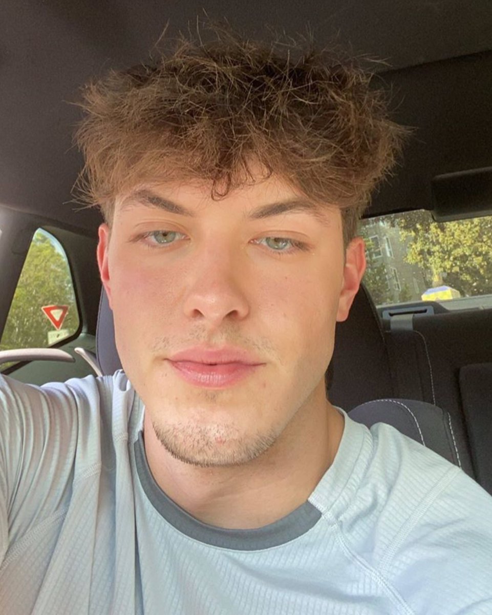 he doesn’t lie, the truth is wrong