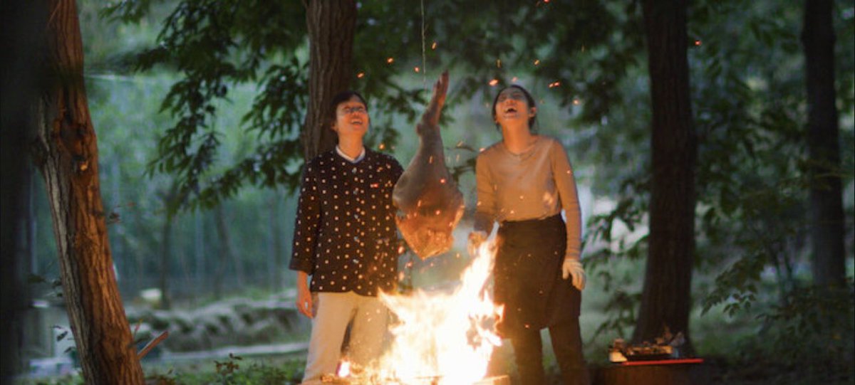 연말을 맞아 푸짐한 우리의 돼지고기 한 상을 안방극장에 선보이는 프로그램 '삼겹살 랩소디'에 크라잉넛이 OST로 함께 했습니다🤟🏻 12/20, 12/27...