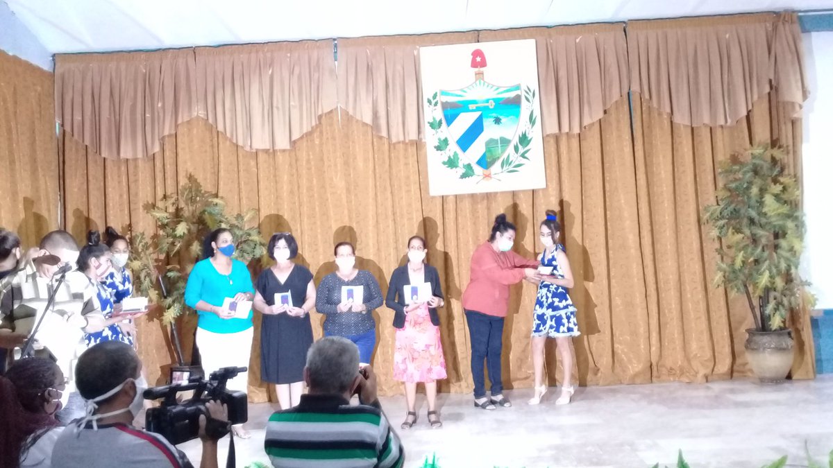 Agasajado sector educacional en Sancti Spíritus. #SomosContinuidad #JóvenesDeIzquierda