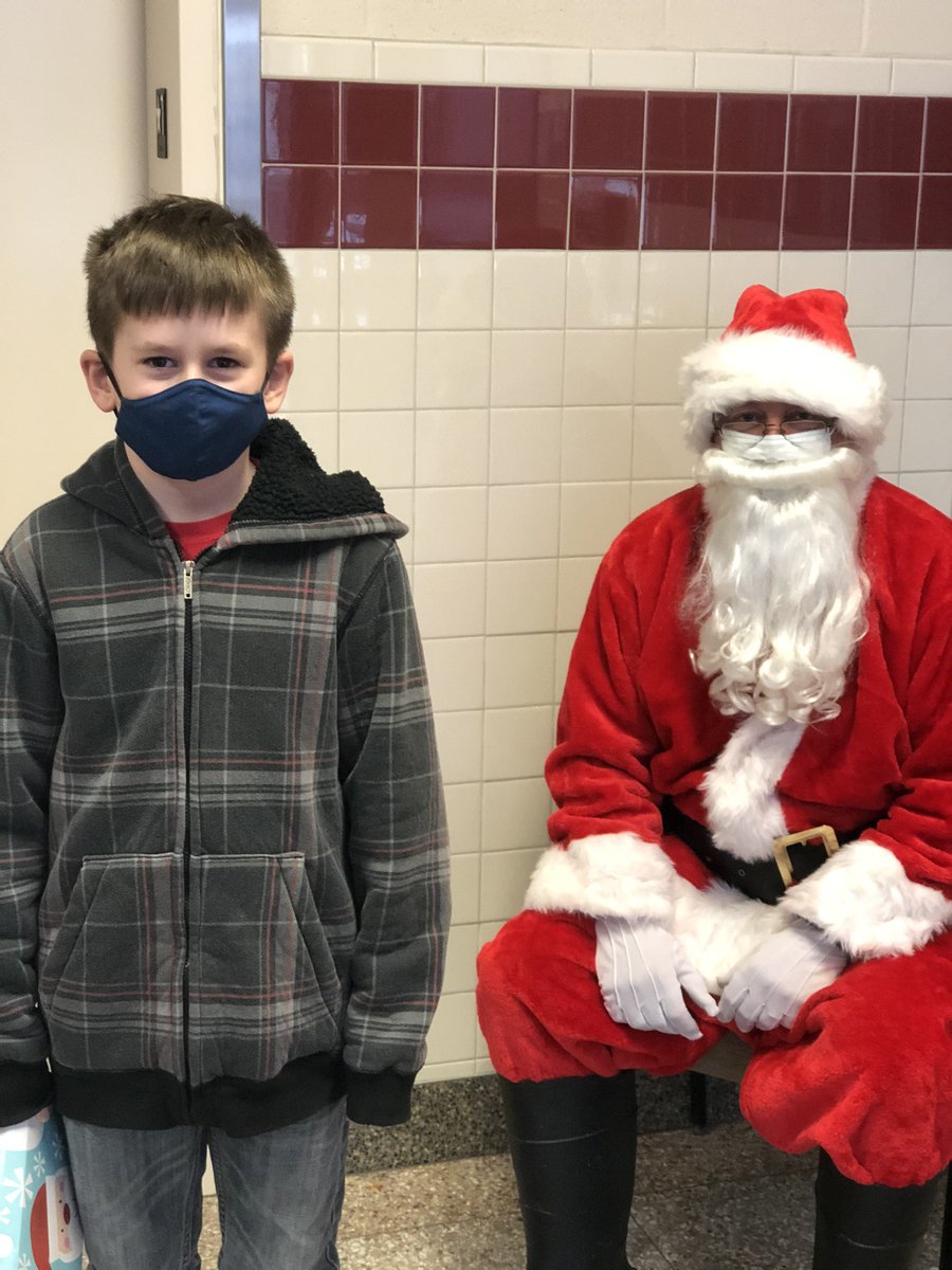 DunkirkSchool4's tweet photo. Santa visited today!!! @DunkirkCSD https://t.co/qc33MJQVzQ