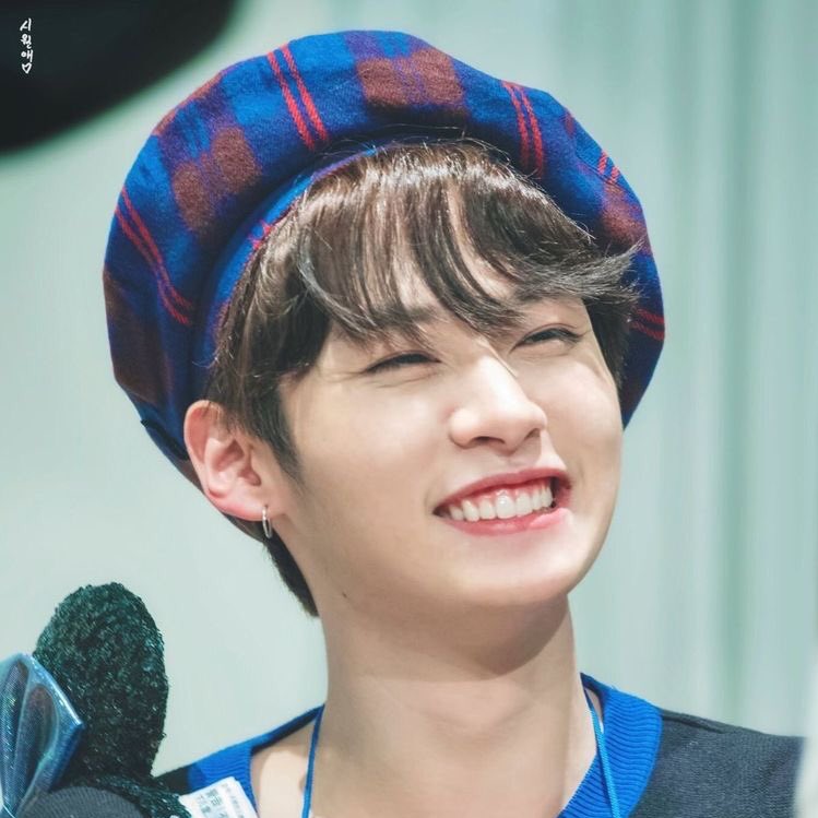 minho just being happy: a serotonin boost