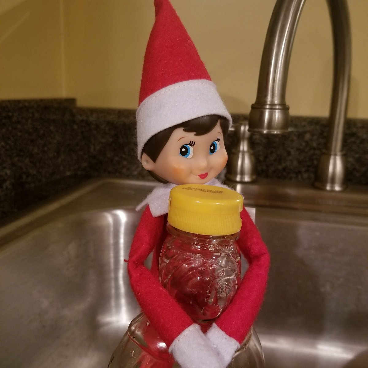 isismjones tweet media