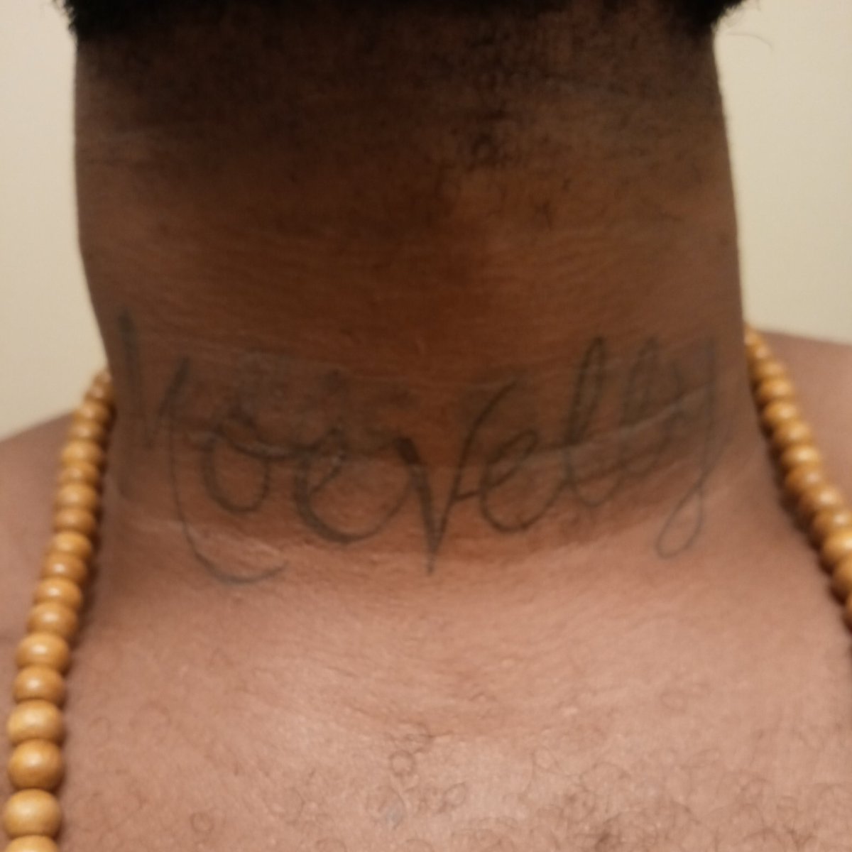moe_velly's tweet photo. #NewProfilePic https://t.co/H34s16YcKN