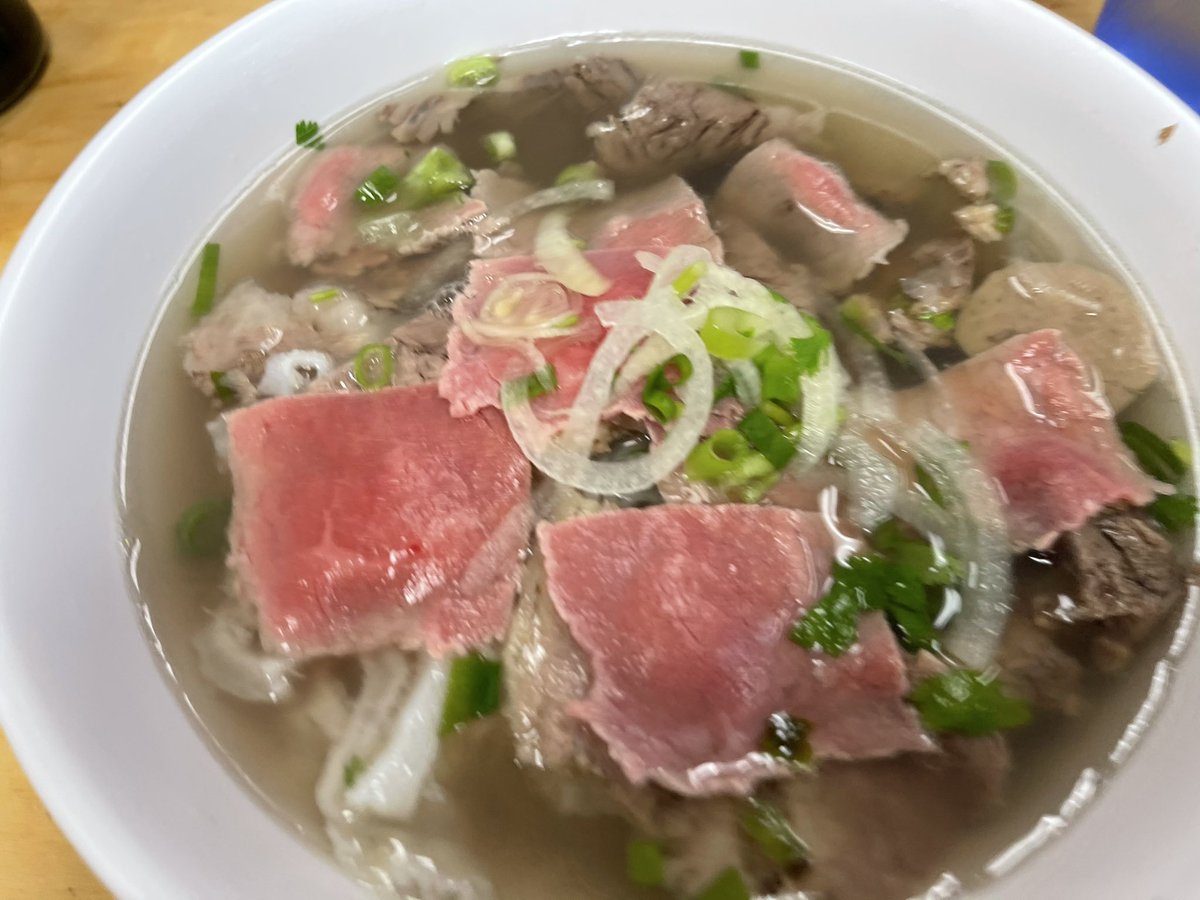 Sushimusha's tweet photo. Dinner before stream in a couple of hours. Hopefully the boys jump on. Gameplay up in the clouds. Got some Beef Pho with all the cuts of meat they offer in shop. #Dinner #StreamerUpdates https://t.co/MuUyjGnF2t