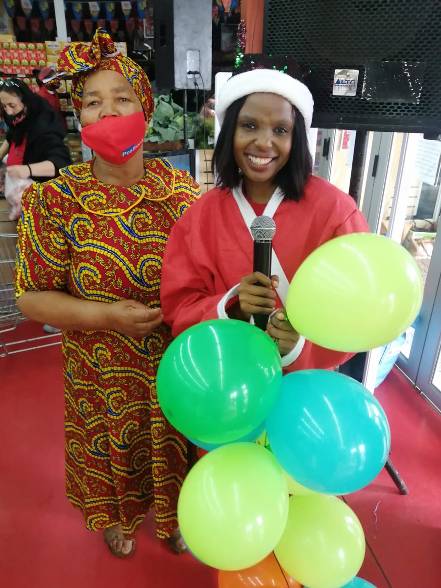 Hunadi_theHost's tweet photo. I do indoor and outdoor promotions for a living. I will be happy one day doing this on one of the big retail shops. I am #HunaditheHost I love my job β€οΈπ https://t.co/IczBqjgFS0