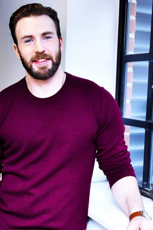 Since it's almost Christmas and we all love Chris...Chris Evans as Christmas cookies - a very sweet festive thread 