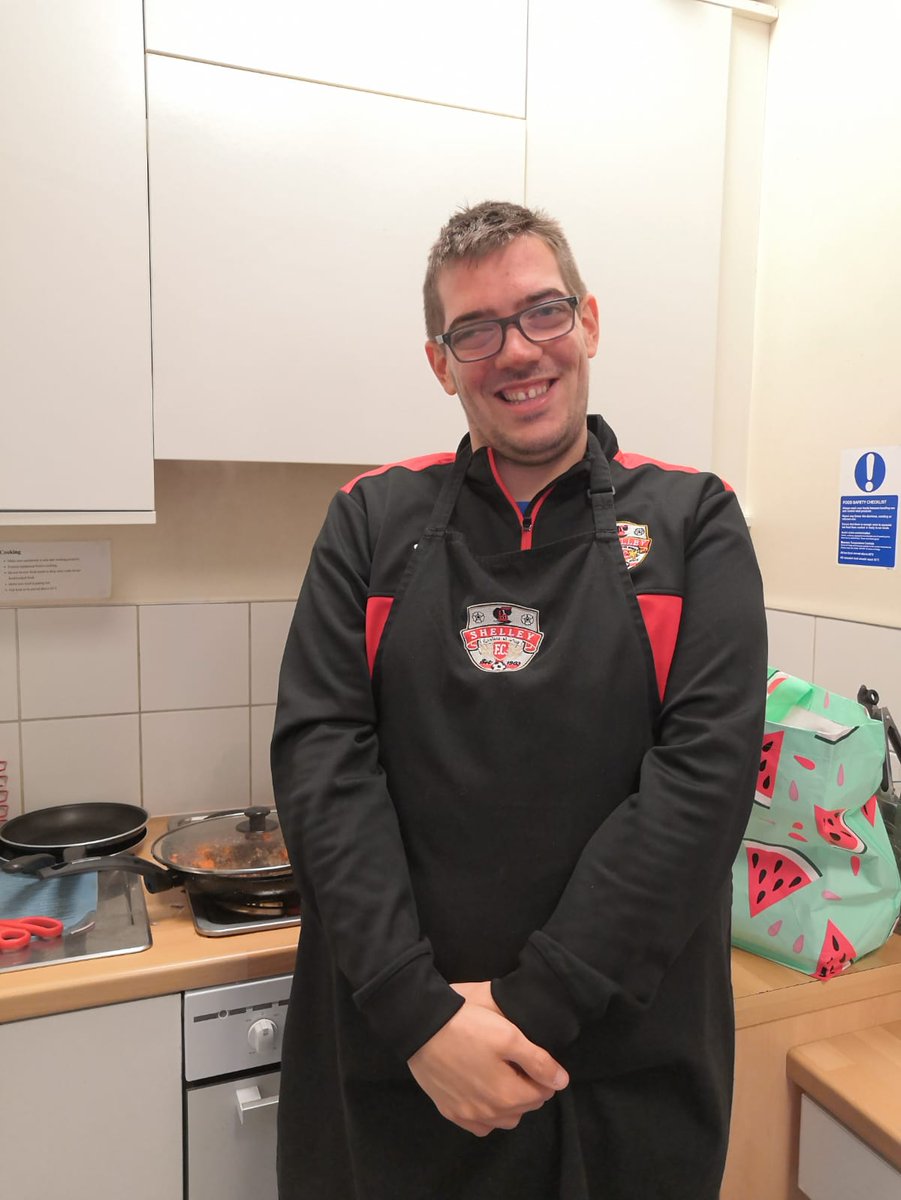 EmployabilityP's tweet photo. If you’re heading up to @Shelley_FC for Saturday football, say “Hi” to our #employability course participant, Tom. He’ll be helping out and selling raffle tickets. #beinittowinit https://t.co/2heWHEeAJZ