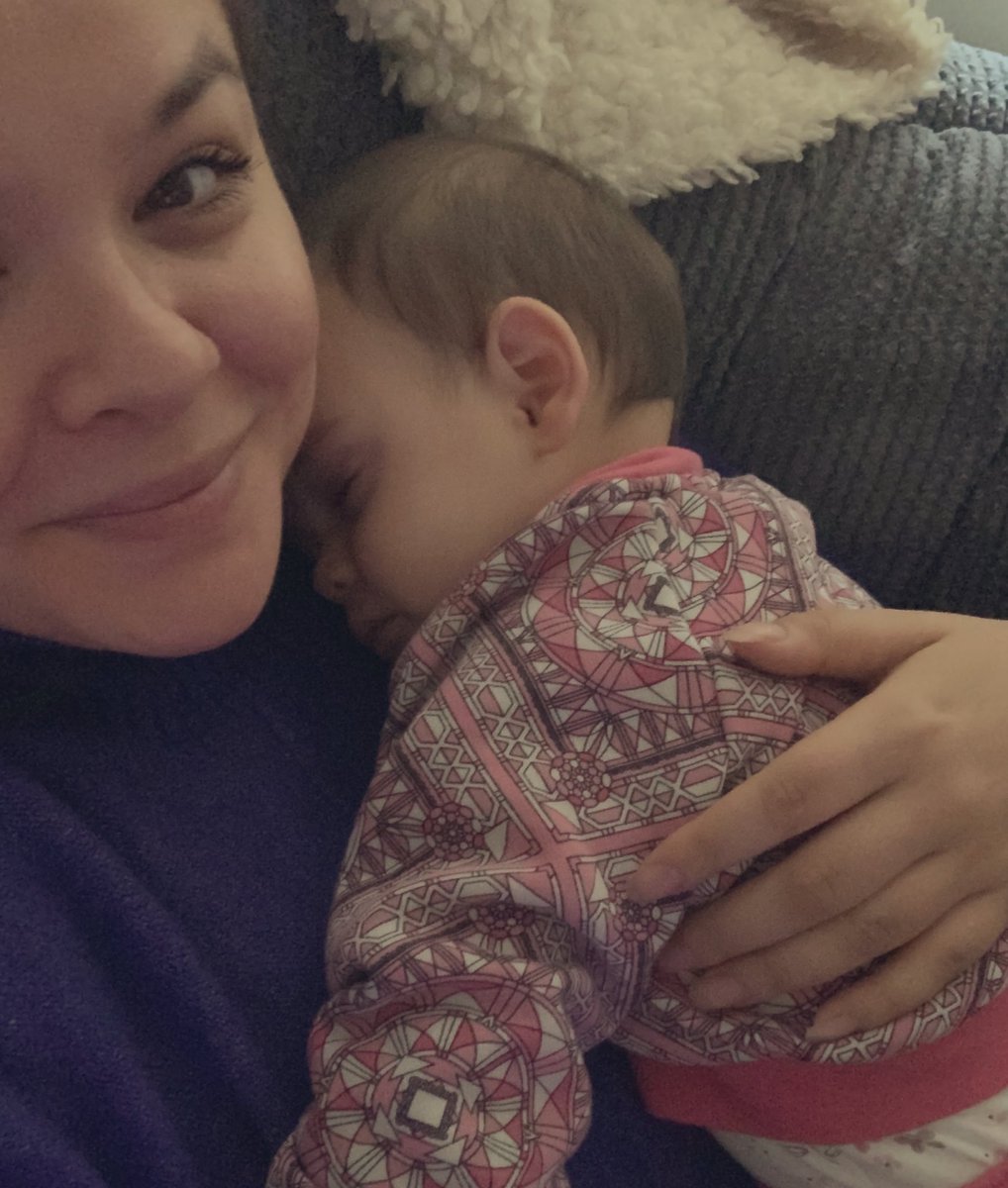 MissSigTweets's tweet photo. Day 1 of Christmas Holidays = zero work and cuddle naps with my best friend 💕💕💕 https://t.co/YRNVU31Cbh