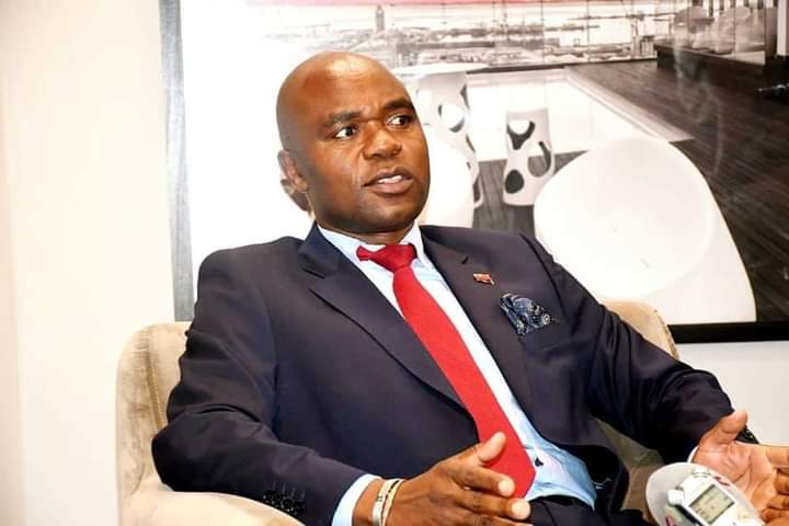 MohamedAbdiriz5's tweet photo. Wasiirka Arrimaha Dibedda waddanka #Malawi  Hon . Eisenhower Mkaka ahna Xooghayaha guud ee Xisbil Xaakimka Malawi  (Congress Party ) iyo wefdigii  uu hoggaaminayay  ayaa soo Gaadhay Caasimada #Somaliland ee Hargeisa Waftiga ayaa la Kulmi doona Madaxwaynaha JSL @musebiihi https://t.co/IcIG0YYEpf