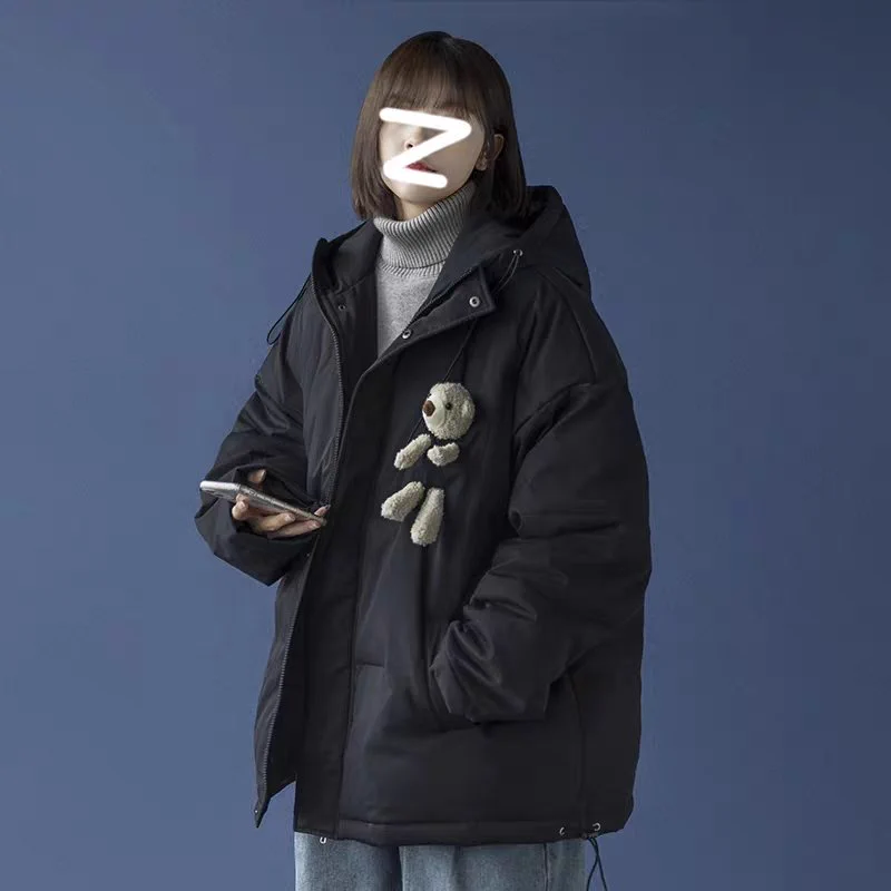 中国で流行っているらしい！クマを洋服に埋め込むファッション