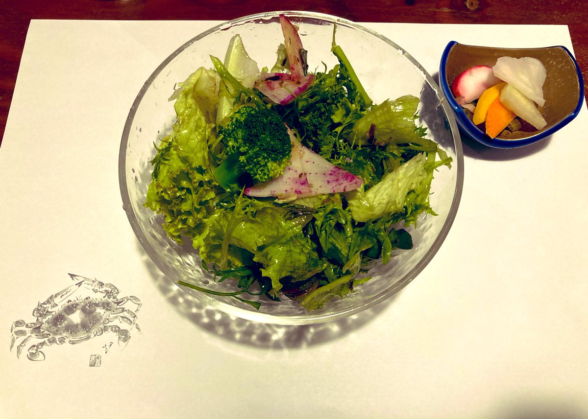 魚雷 على تويتر 今日のランチ 鎌倉野菜サラダのボリュームよ メインか ってくらいある 笑 小鉢はさわらのムニエル メインは伊達鶏のキジ丼 赤だし ピクルス キジ丼は 大磯の杉本というお店のリスペクトだそう いつも美味しいお料理 たまには夜も行か