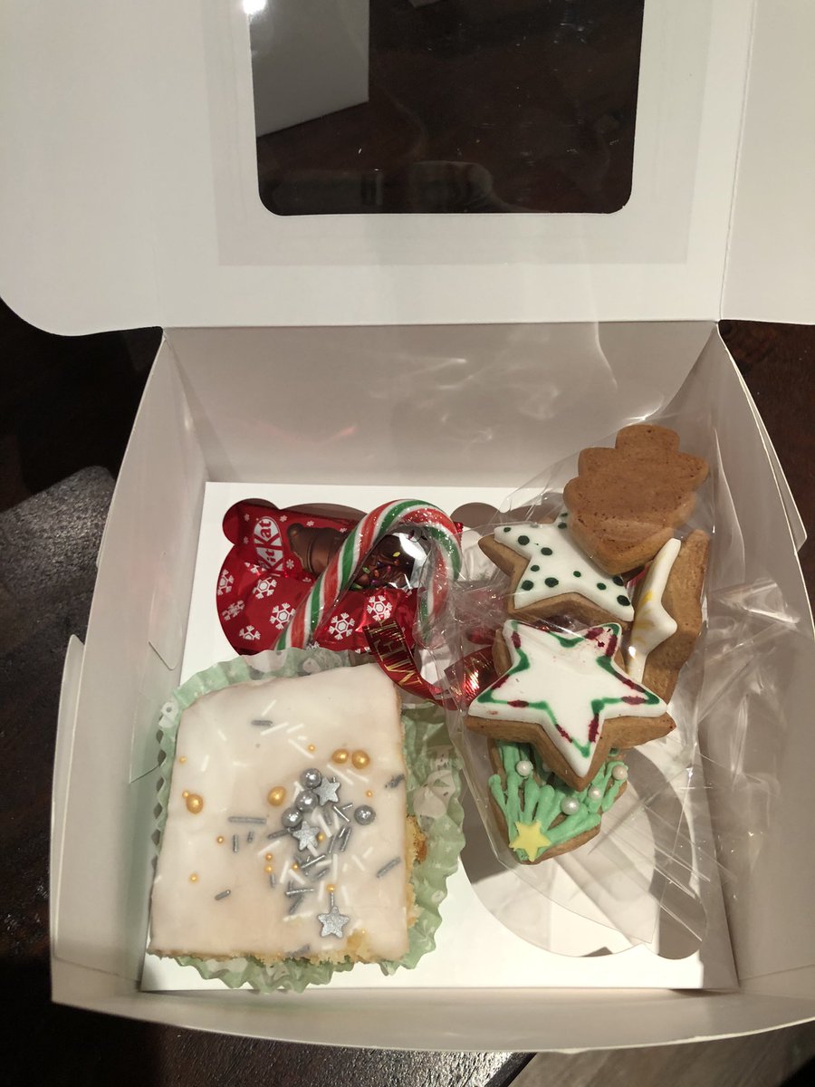 Boxes of festive goodies off to Christ Church #Orpington this morning for #freeschoolmeals eligible families. Their #Christmas events for the kids have been cancelled now we’re in tier 3, but we can still provide sugary festive cheer for those who need it most. #charity #baking