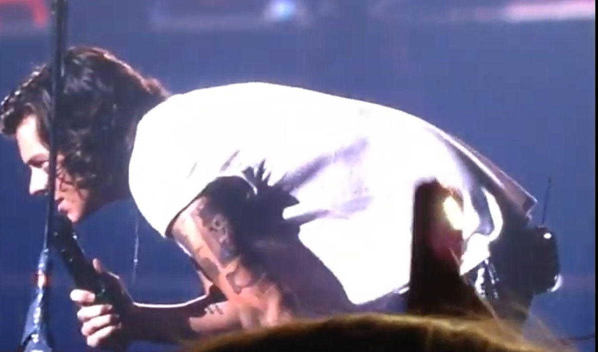 St Louis - August 27th this deadass wears the freakin blue bandana in his back pocket HIS BSCK POCKET ( YEAH WE KNOW THE MEANING OF THT) but there's more ..its LEEDS ANNIVERSARY day. ..in St LOUIS..