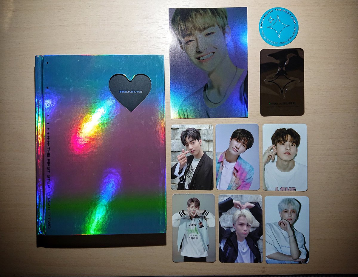 halamanong's tweet photo. I got mail! 😊

Treasure's The First Step: Chapter Two
Black and White versions

Hyung line and Jap line pulls! 

Thank you @KosmicClubPh for a very hassle-free transaction! Excellent customer service and follow-up :)

Highly recommended shop for your fanboy/fangirl needs 😉😘 https://t.co/zM1rXjdDUA
