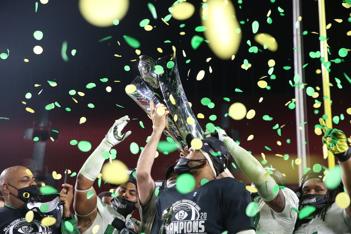 oregonfootball's tweet photo. That championship feeling.

#GoDucks x #Pac12Champs https://t.co/n8nMvaOskE