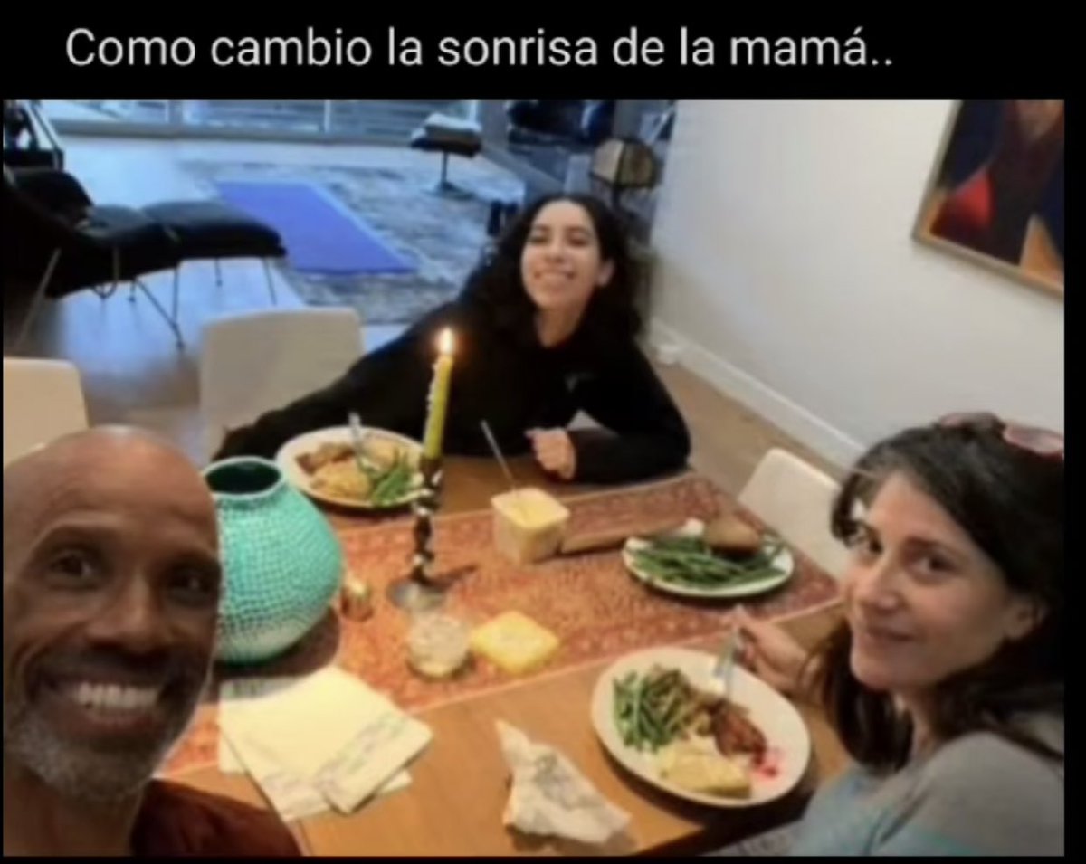 voraginespos's tweet image. DIOS TRES TIROS EN LA RODILLA ME DOLÍAN MENOS