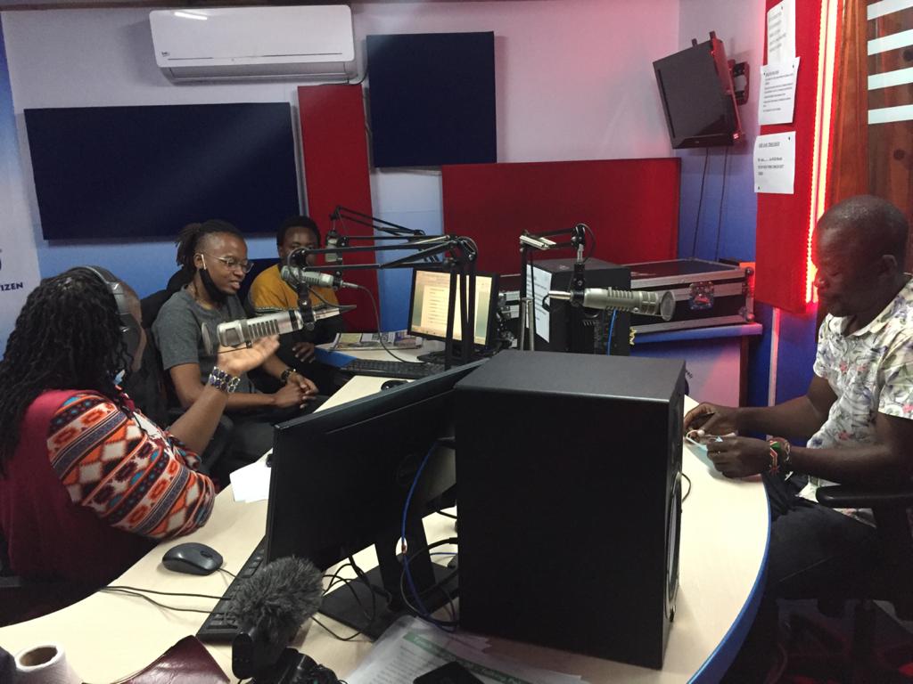 MainaXusan's tweet photo. The show is on, kindly follow us on Radio Citizen with Tina Ogal. https://t.co/ZasQIGJGYD