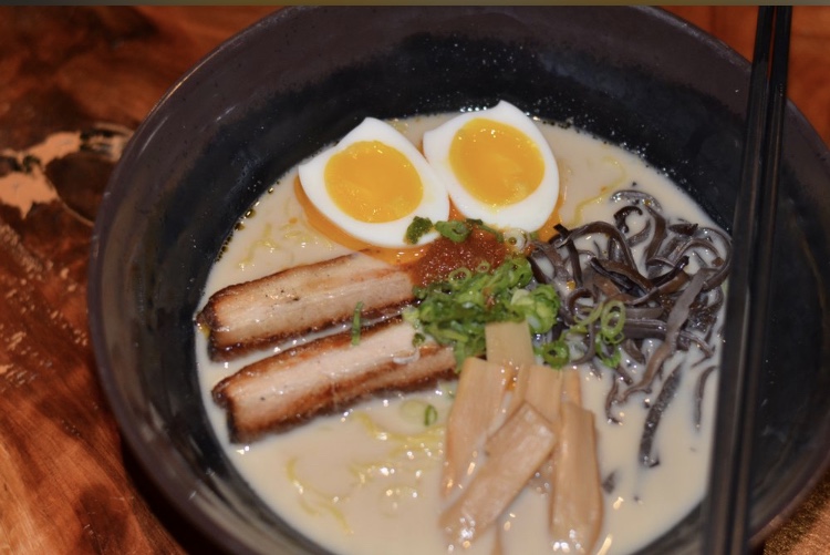 Our next popup is on Wednesday, December 23rd from 4-6pm with Akemi Berkeley 

The following items are available for pre-order:
-Spicy Miso: $17/bowl
-Pork Tonkatsu🍜(popular item): $18/bowl
Preorder now at bit.ly/ujitimeramen