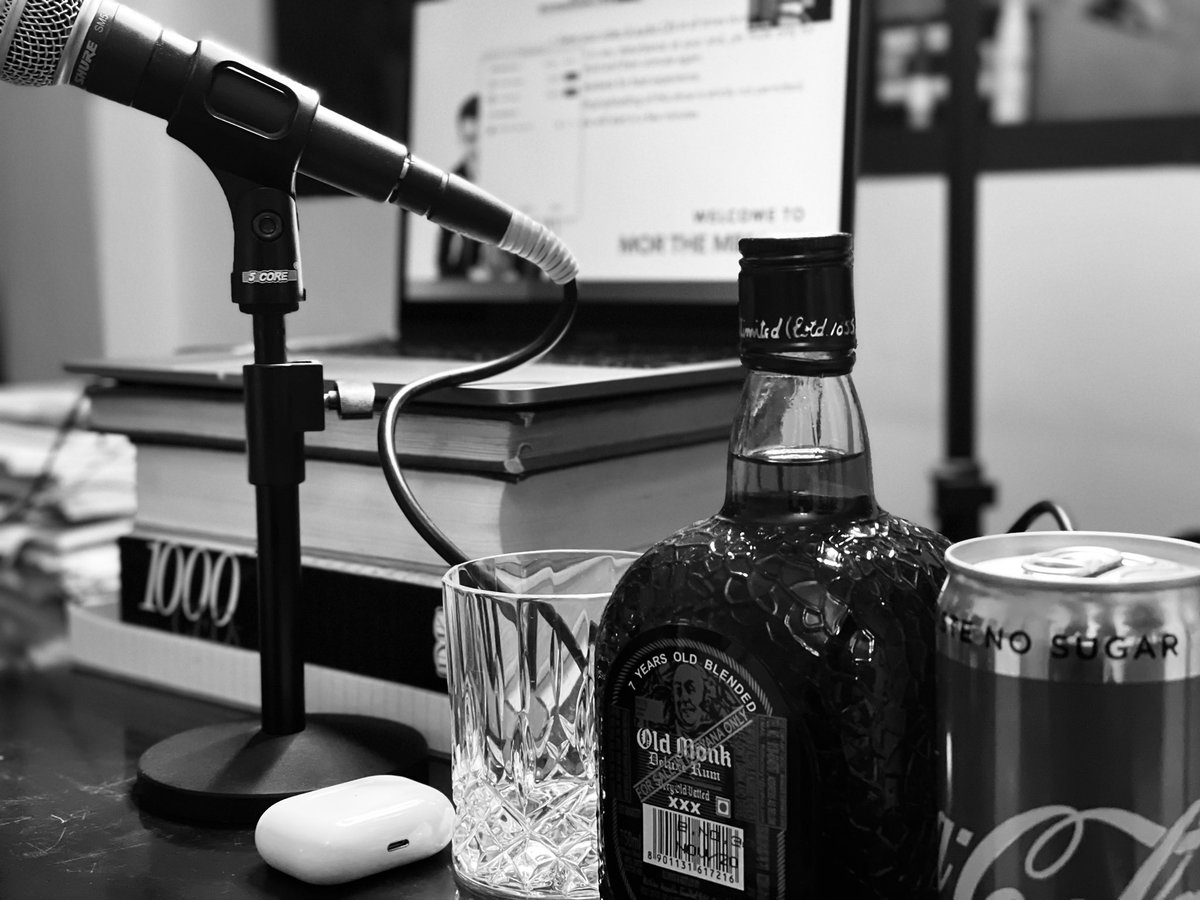 anshuMor's tweet photo. Old Monk was launched on 19 December 1954. #HappyOldMonkDay to all of you. https://t.co/j5bDU1iVpG